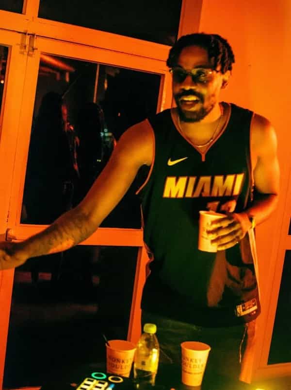 96 Channels invites KOLOURS