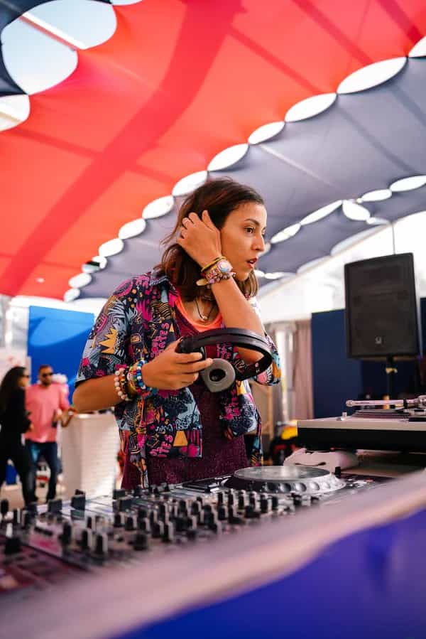 ELECTRAFRIQUE invites ANÏA