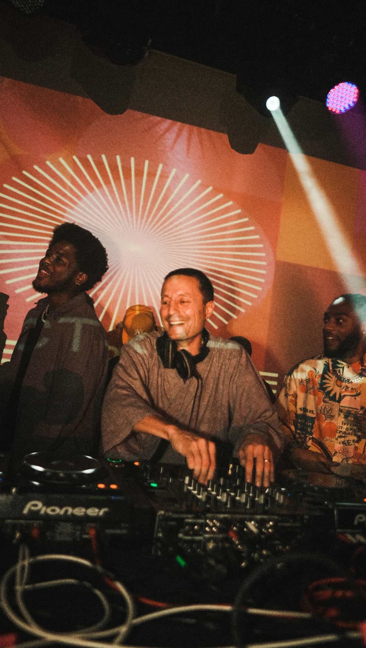 ELECTRAFRIQUE invites Cortega