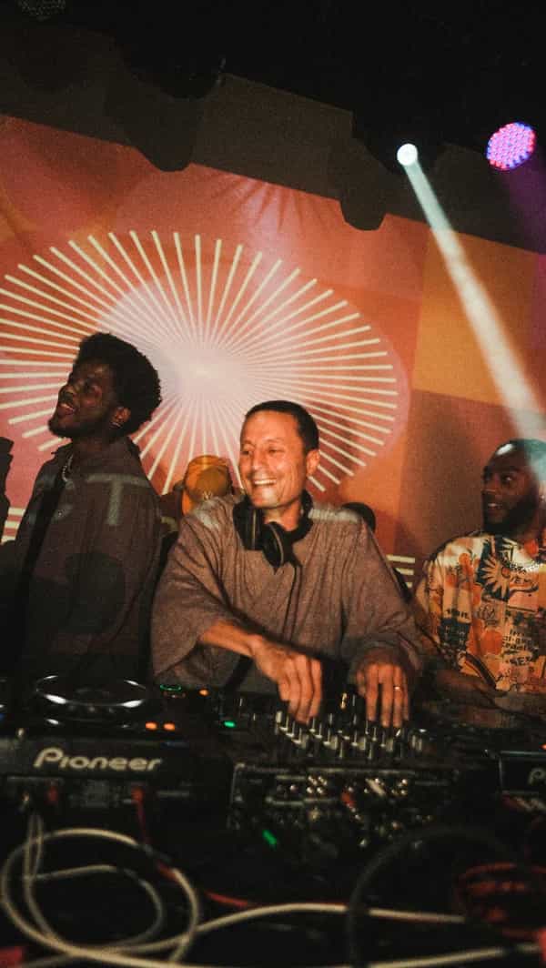 ELECTRAFRIQUE invites Cortega