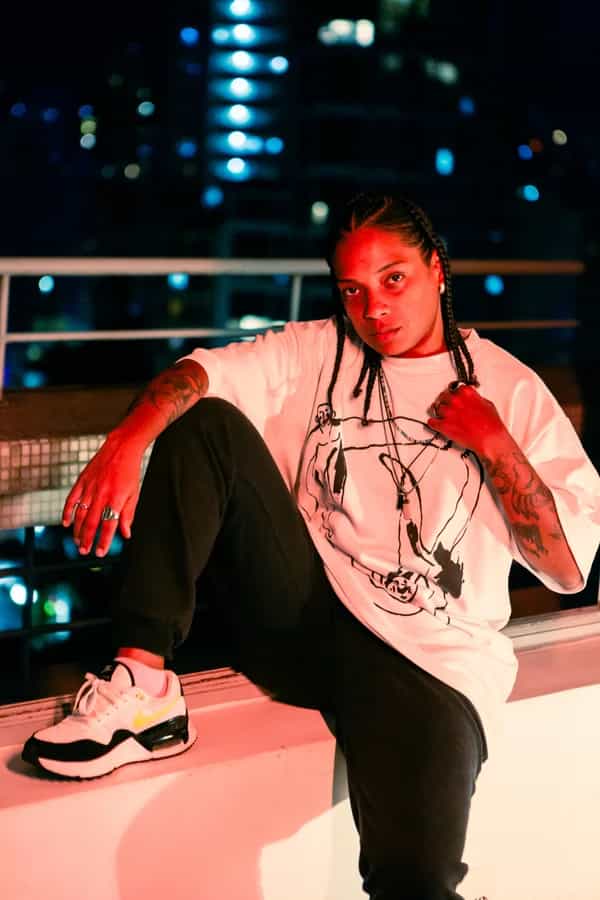 Belouka Makélélé invites Evehive