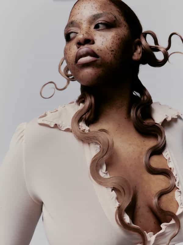 Evissimax presents...