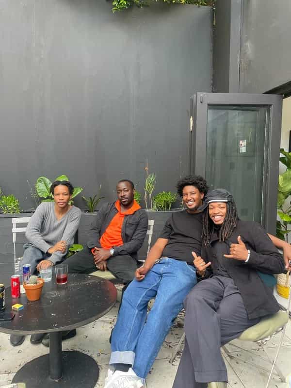 CIRCLES & SQUARES RADIO invites B.FRVNKIE