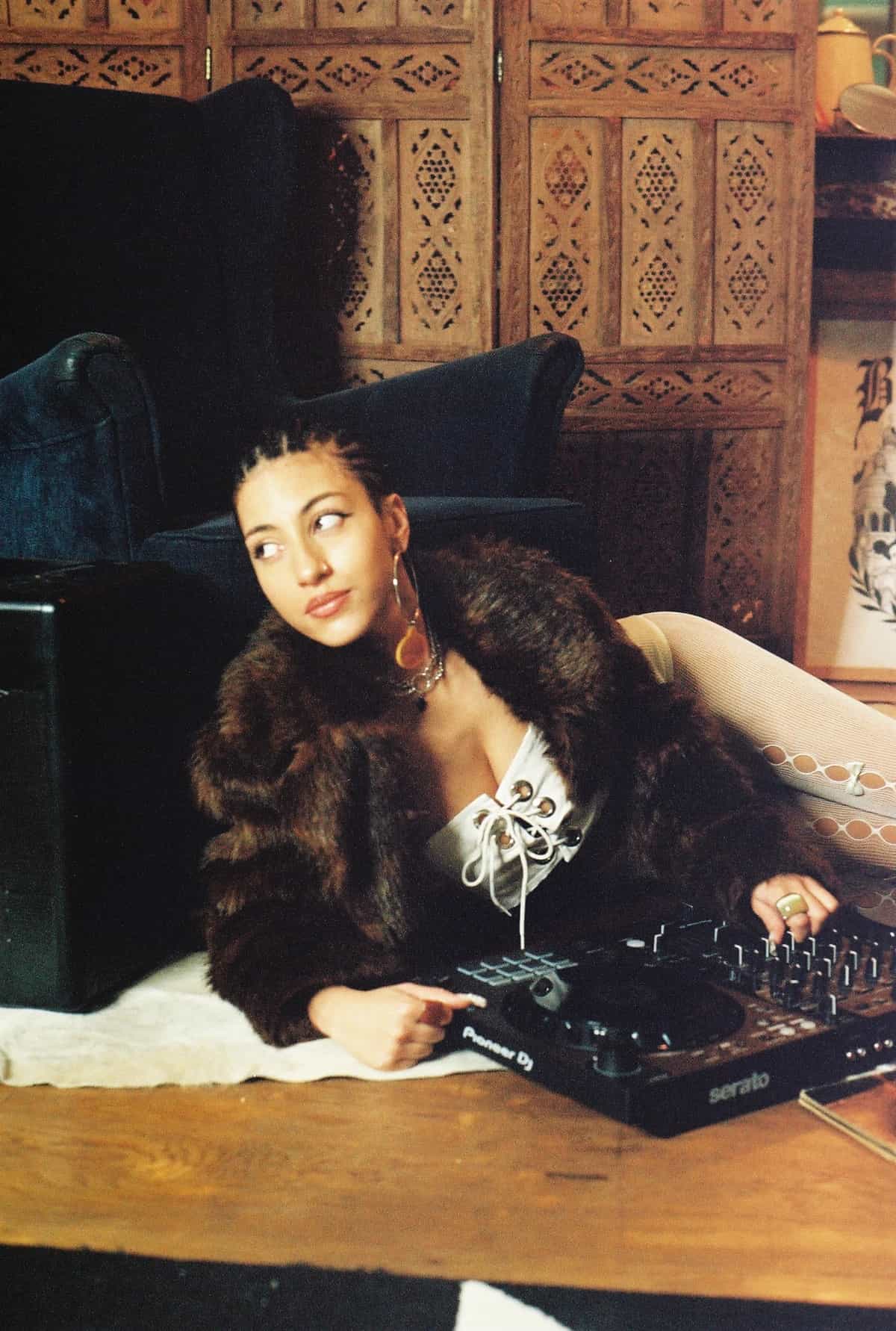 Dogzout & Friends invites Zepequenaï