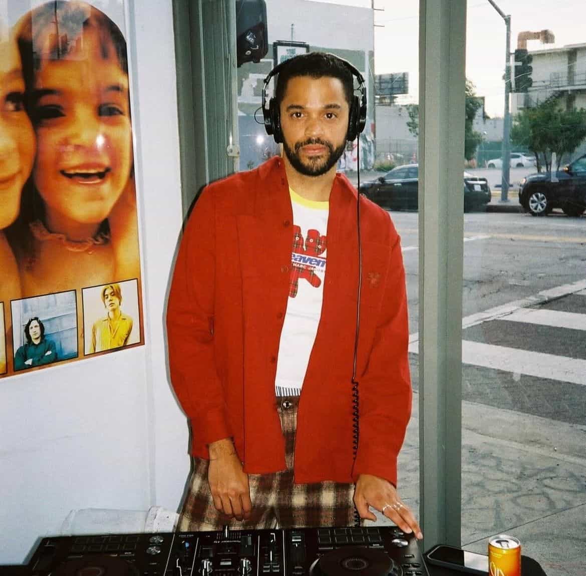 NOIR NOISE invites Oscar Nñ