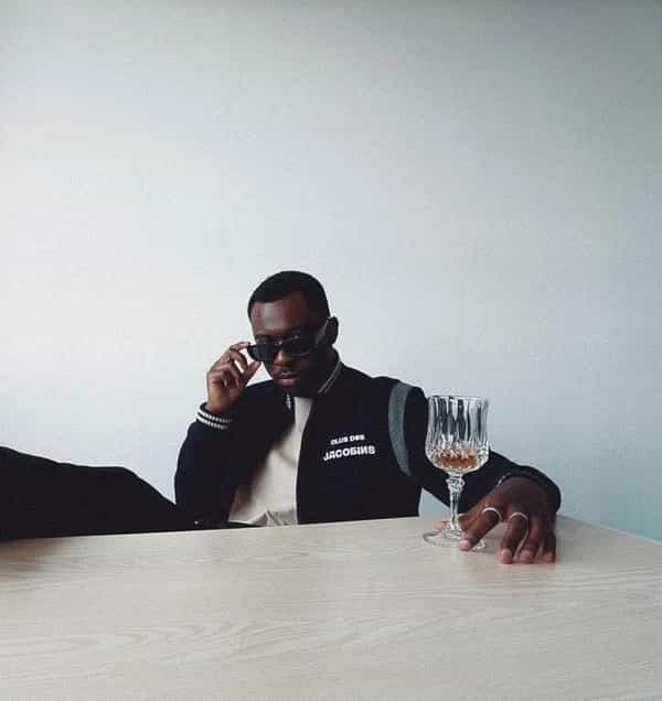 DJAOULI’S DISTURBANCE invites PHIL EST MIGNON