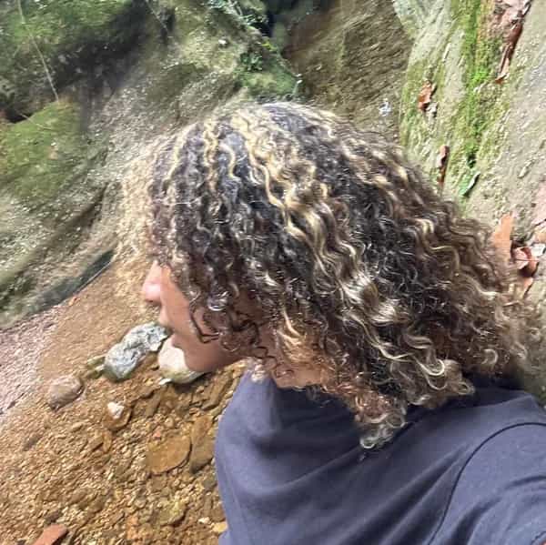 Kofii Pauze Radio invites CYVIRA