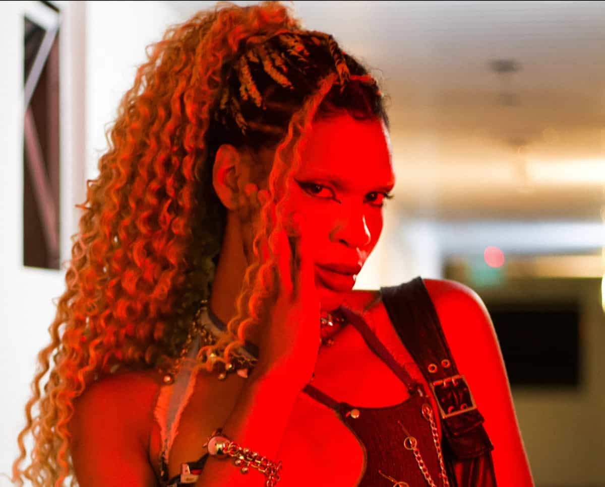 Mequetrefismo invites Sammy Dreams