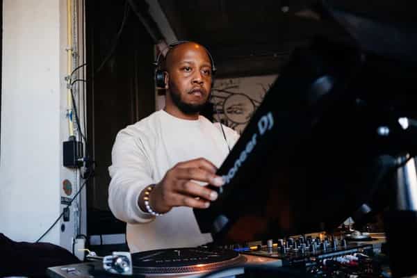 ANDA Electronix invites DJ Ghost