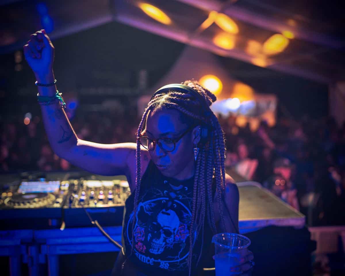 ELECTRAFRIQUE invites VIDZA