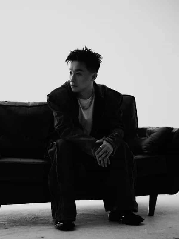 SESSIONS invites Jiav Jin