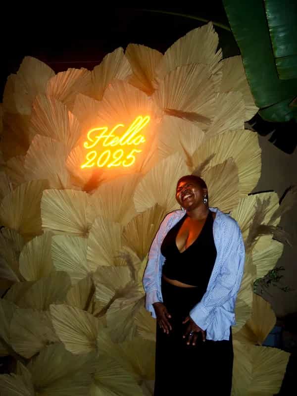 Get in, we are going to drag joy!