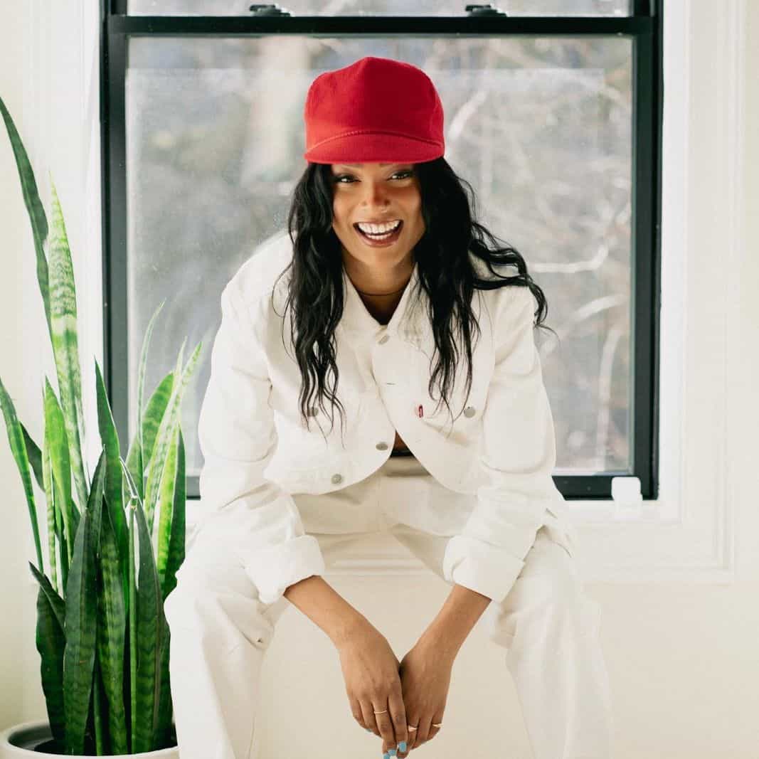 Long Distance invites Darling Cool